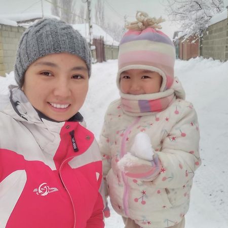 Homestay Jaisel Bishkek Bagian luar foto
