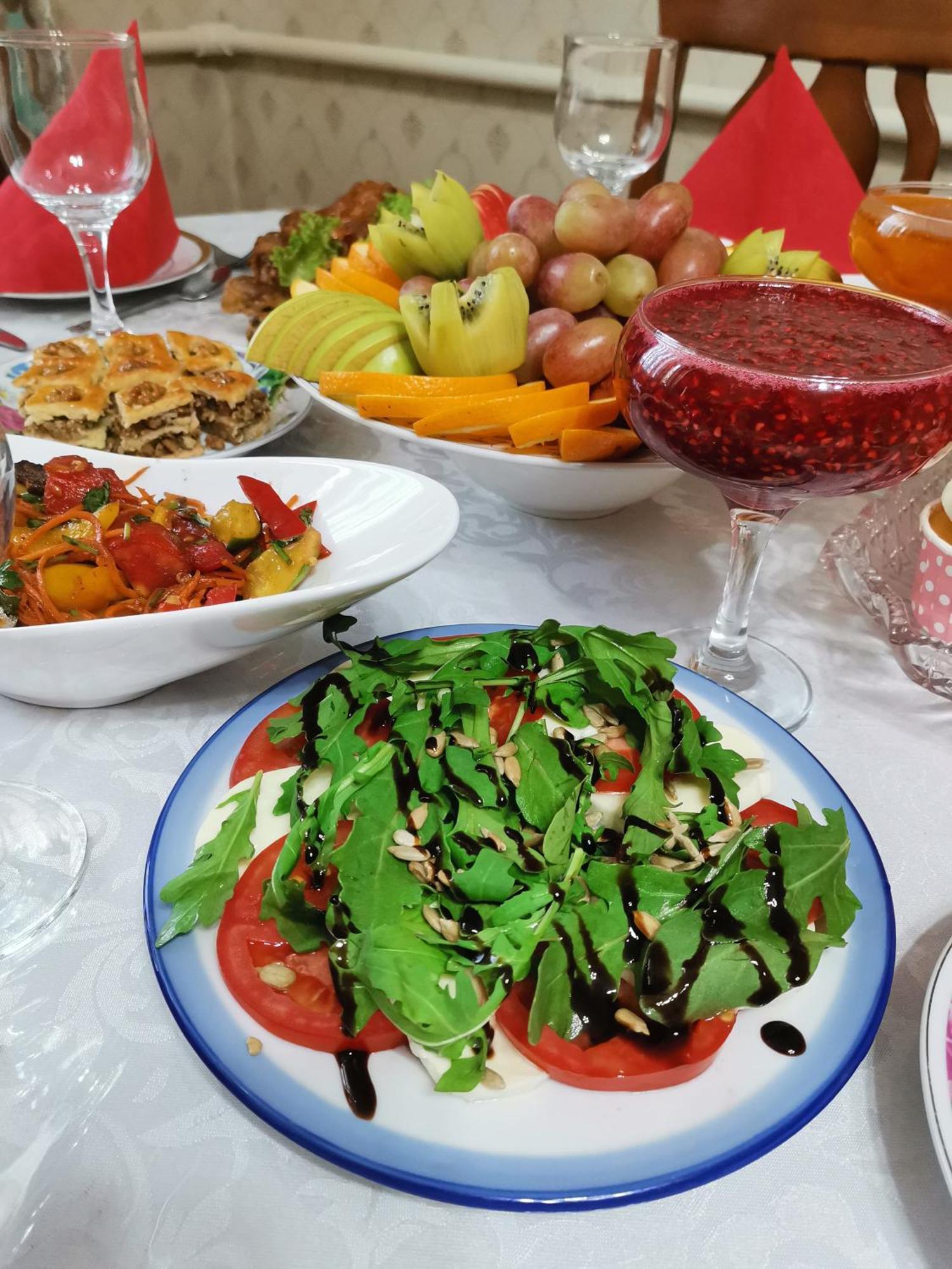 Homestay Jaisel Bishkek Bagian luar foto
