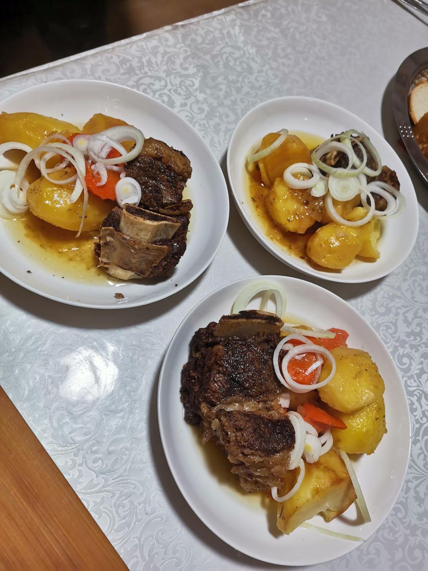 Homestay Jaisel Bishkek Bagian luar foto