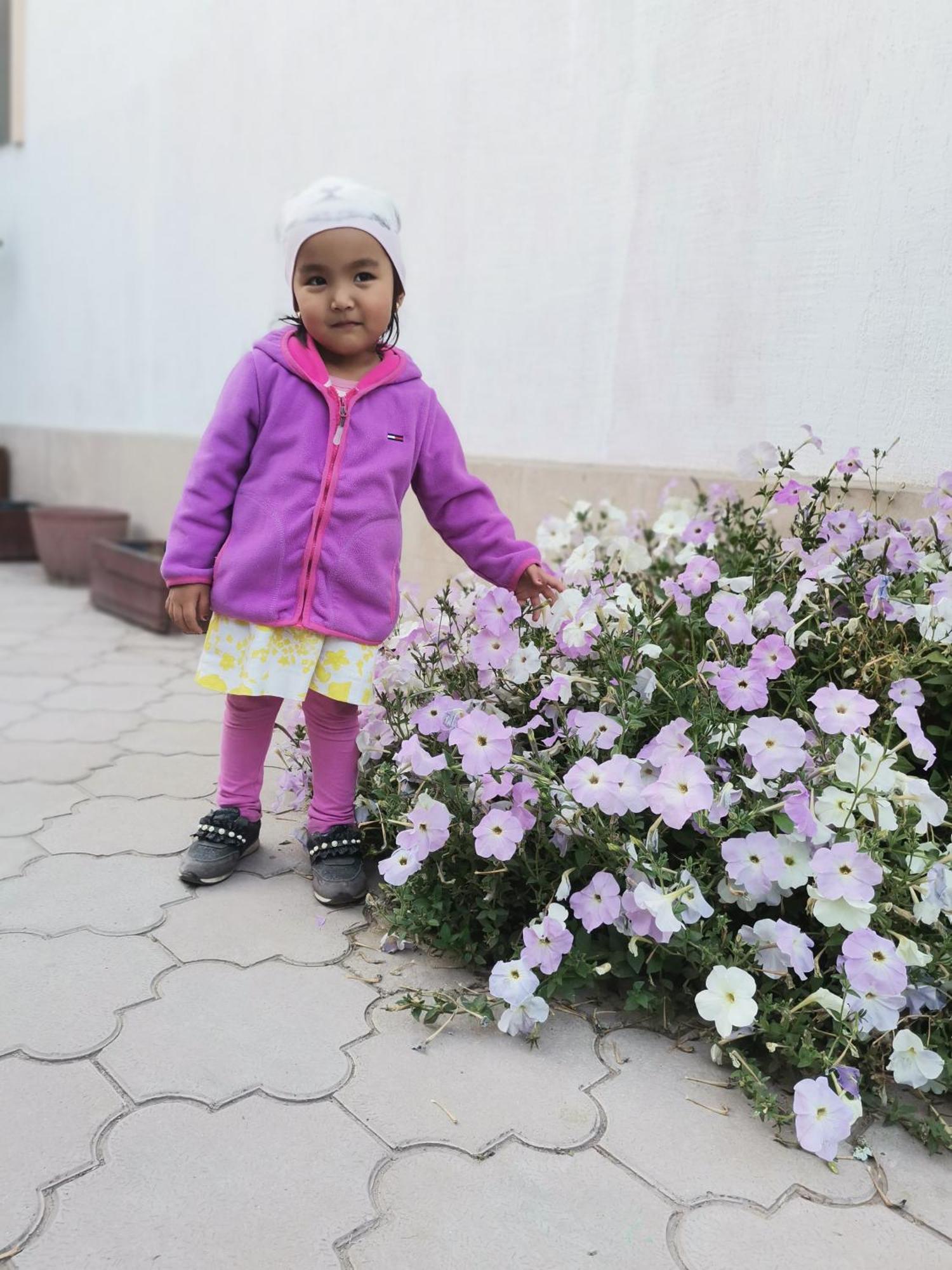 Homestay Jaisel Bishkek Bagian luar foto