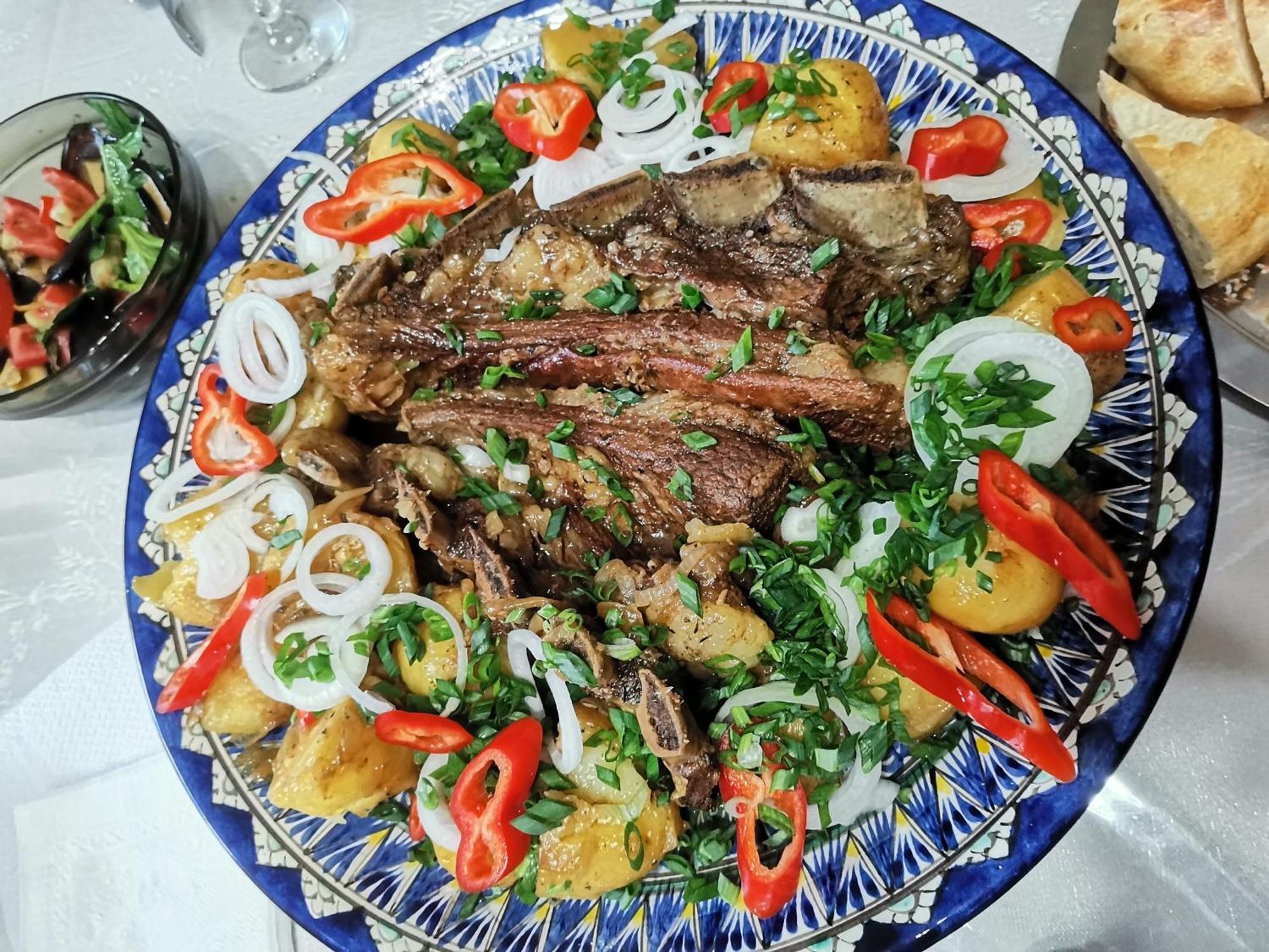 Homestay Jaisel Bishkek Bagian luar foto